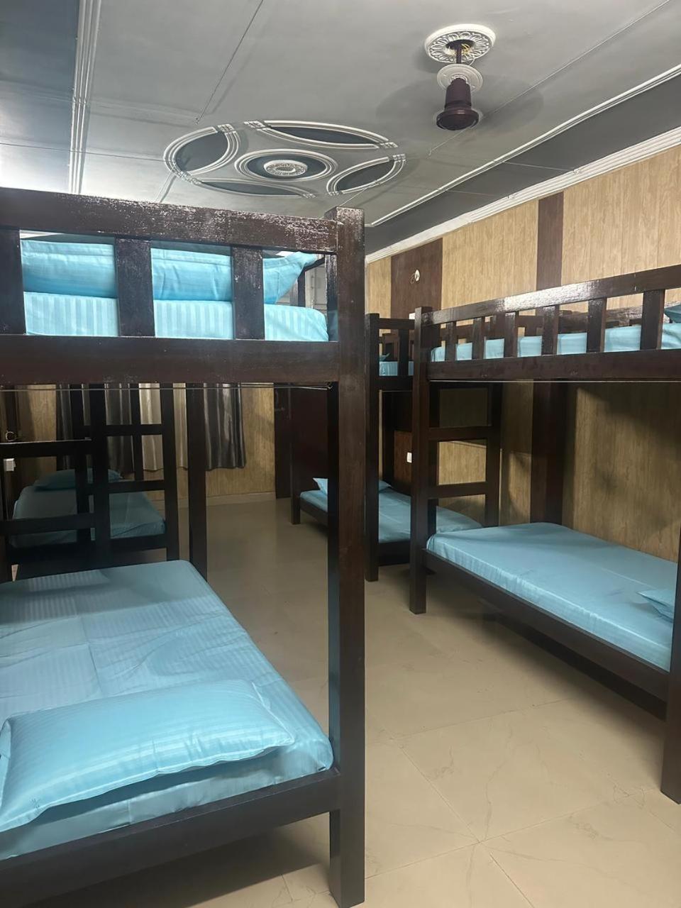 Yes Retreat Rishikesh Hotel Ngoại thất bức ảnh