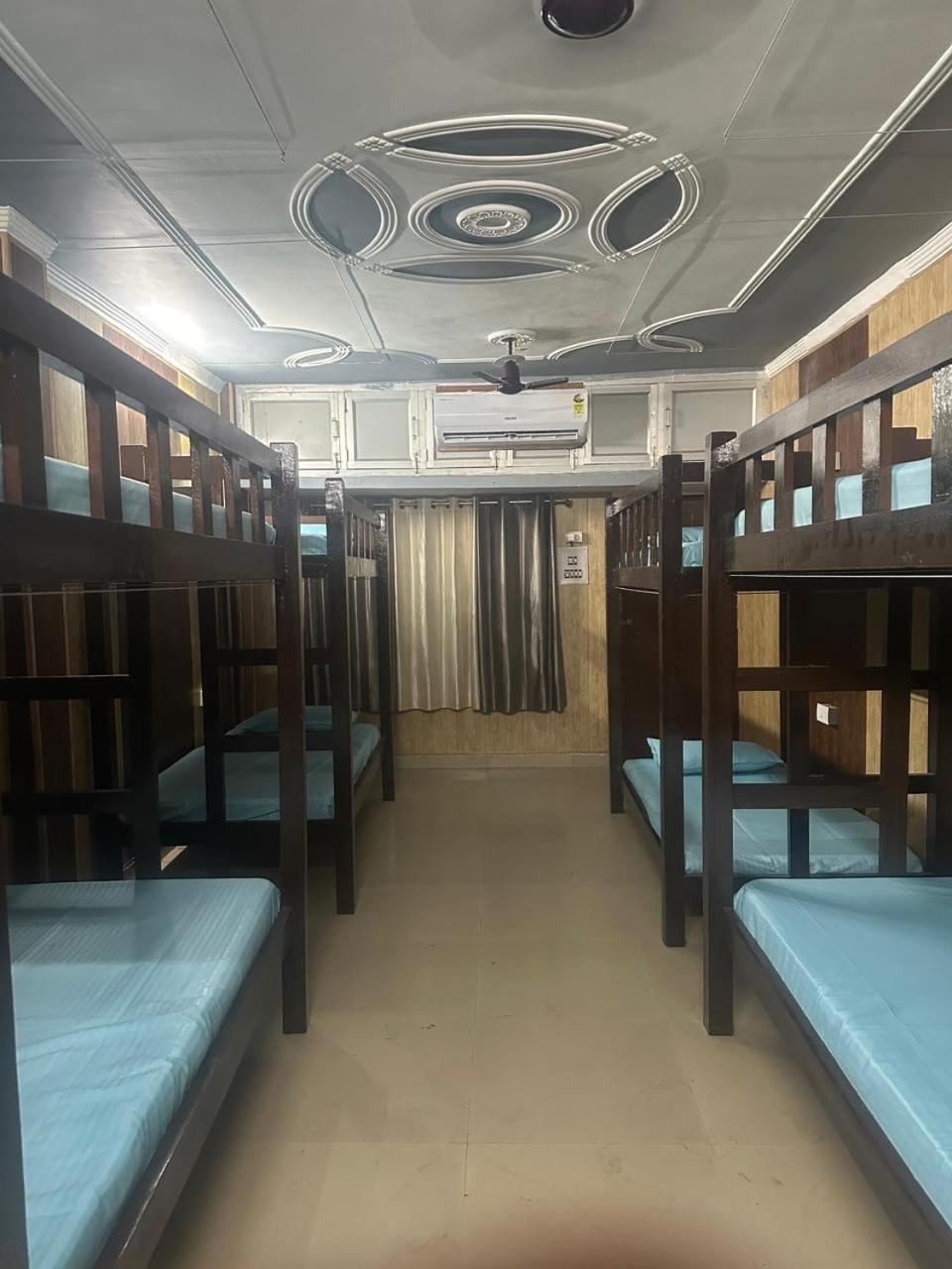 Yes Retreat Rishikesh Hotel Ngoại thất bức ảnh