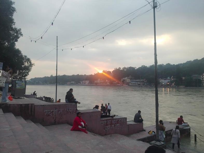 Yes Retreat Rishikesh Hotel Ngoại thất bức ảnh