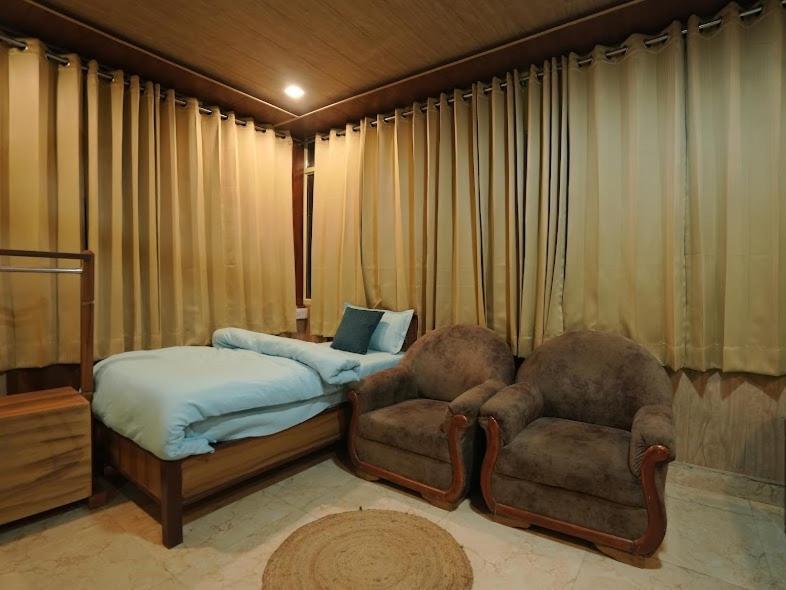 Yes Retreat Rishikesh Hotel Ngoại thất bức ảnh